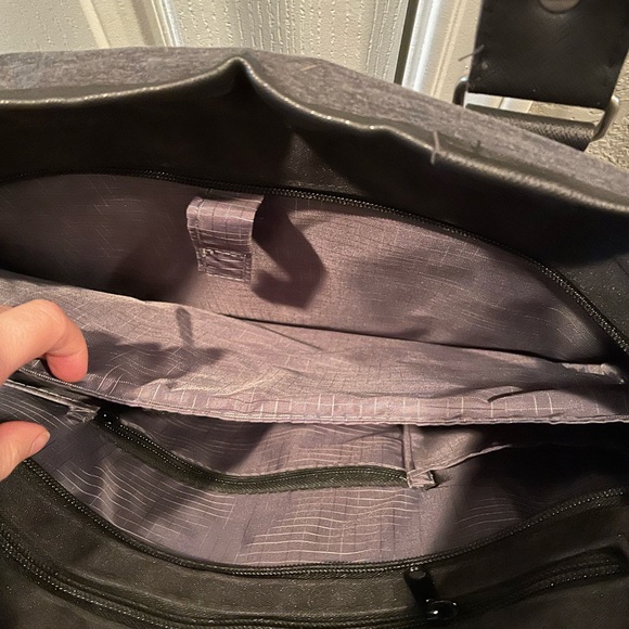 Delta Gamma Laptop Bag - Picture 5 of 5